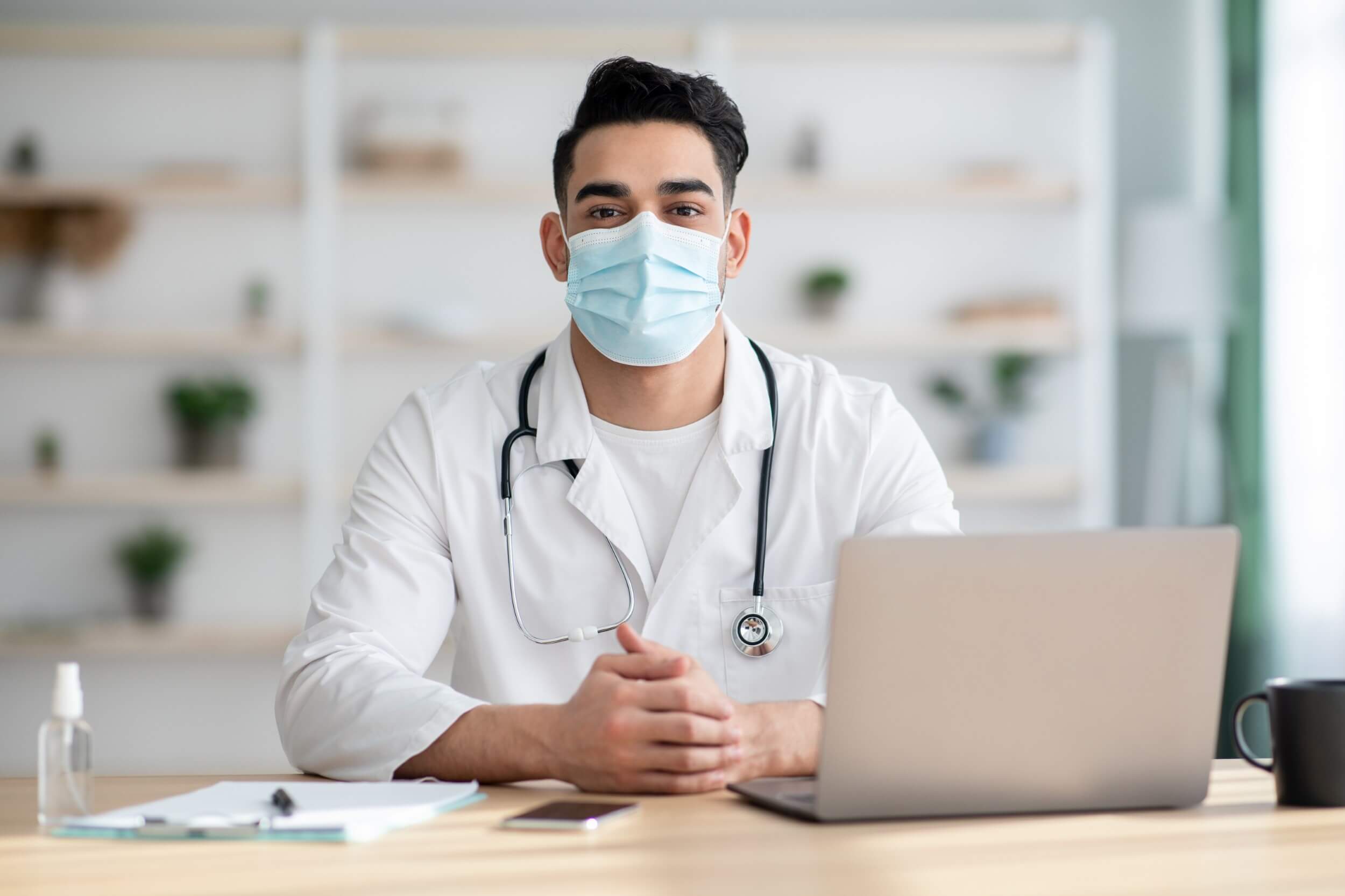 doctor-in-face-mask-working-on-laptop-2021-09-02-17-15-33-utc.jpg doctor-in-face-mask-working-on-laptop-2021-09-02-17-15-33-utc.jpg